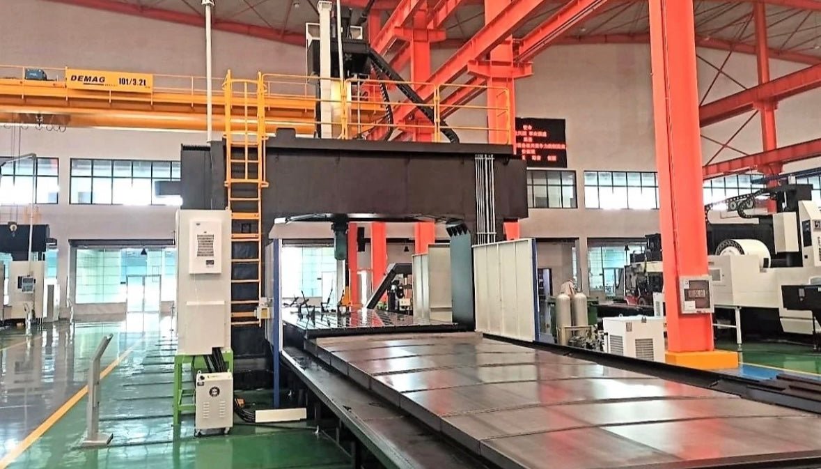 Centro di lavoro cnc di grandi dimensioni ampiamente utilizzata nell'aviazione, nel settore automobilistico e carpenteria - Tecnoexperts