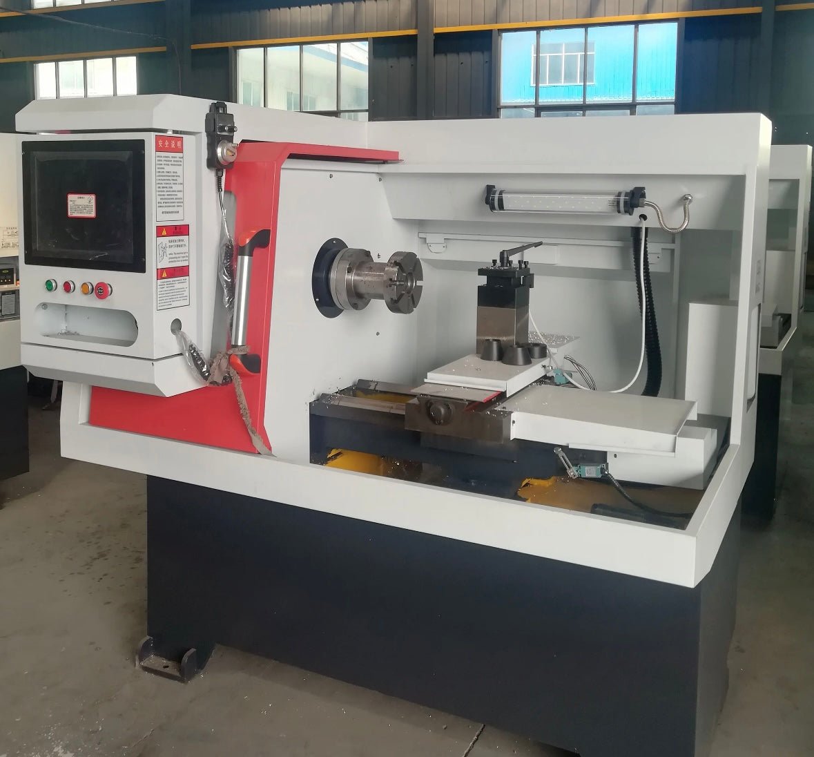 Tornio CNC lucida cerchi - Tecnoexperts